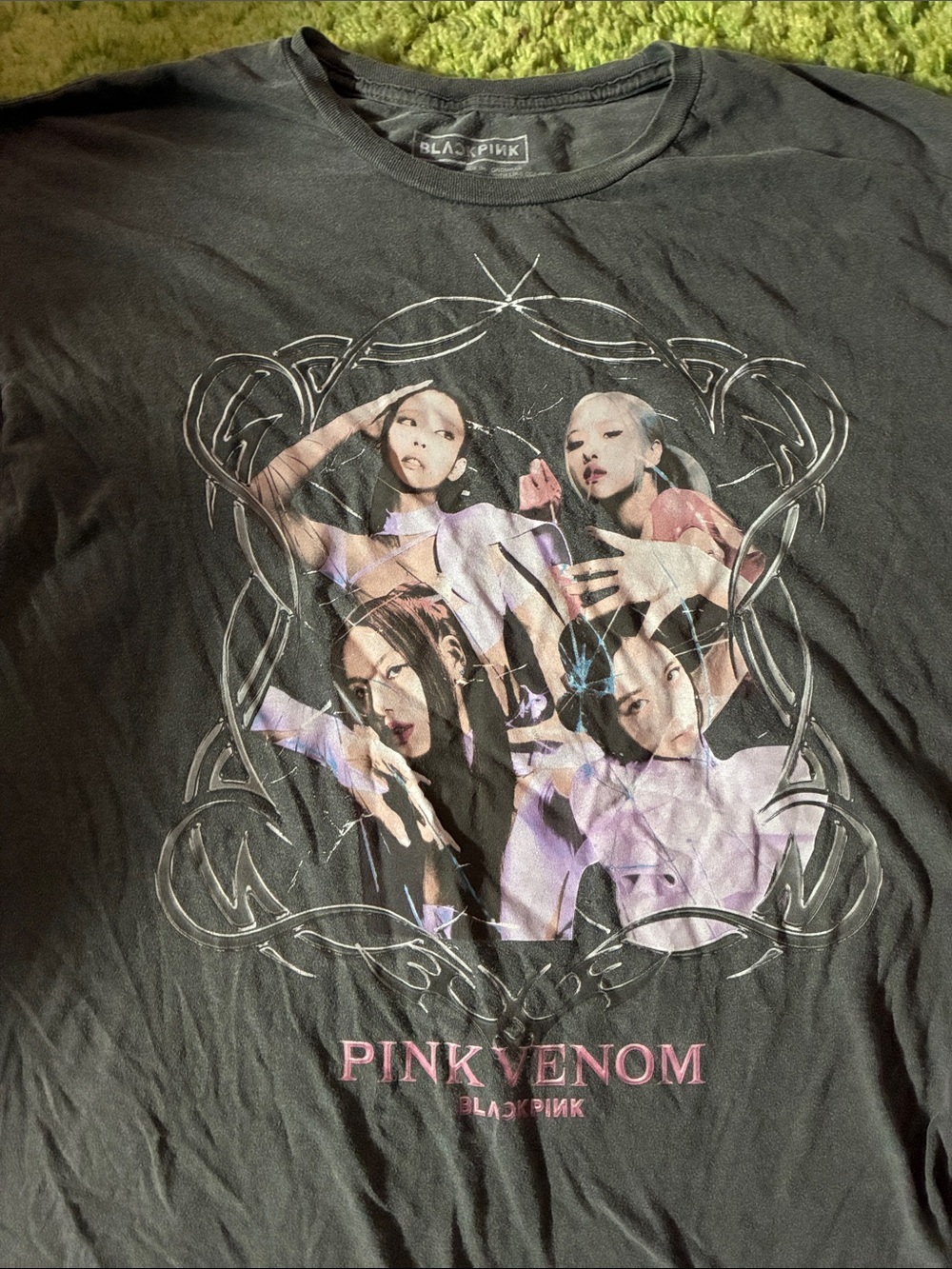 Black Pink tee